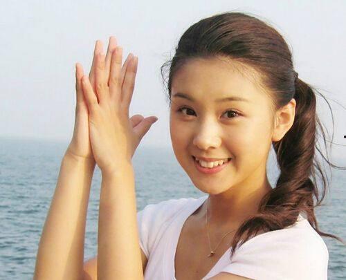 娱乐吃瓜娃娃脸,娱乐圈幕后趣闻大揭秘