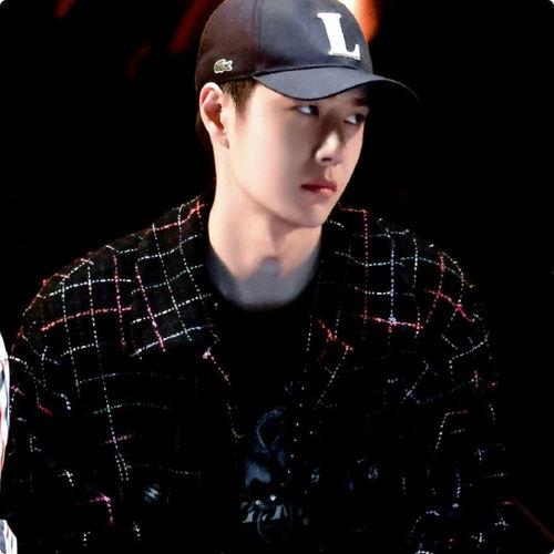 娱乐圈王一博吃瓜