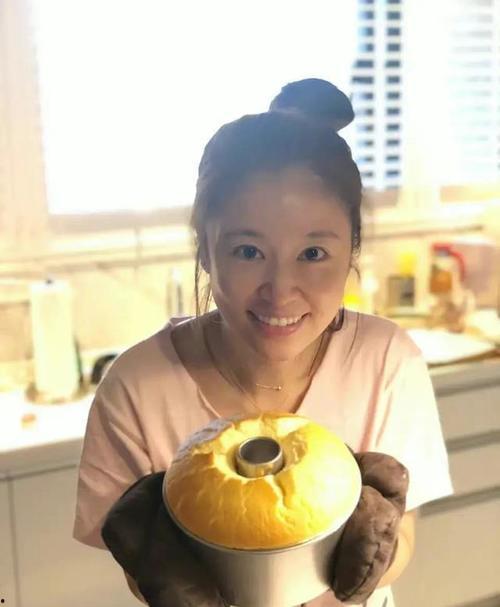 小育娱乐吃瓜,揭秘娱乐圈吃瓜背后的真相