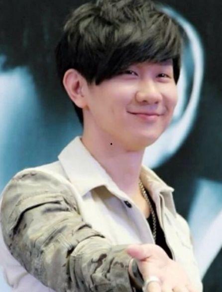 娱乐吃瓜君林俊杰