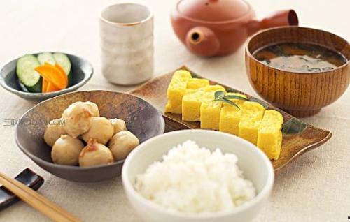 娱乐吃瓜酱酸菜的小说